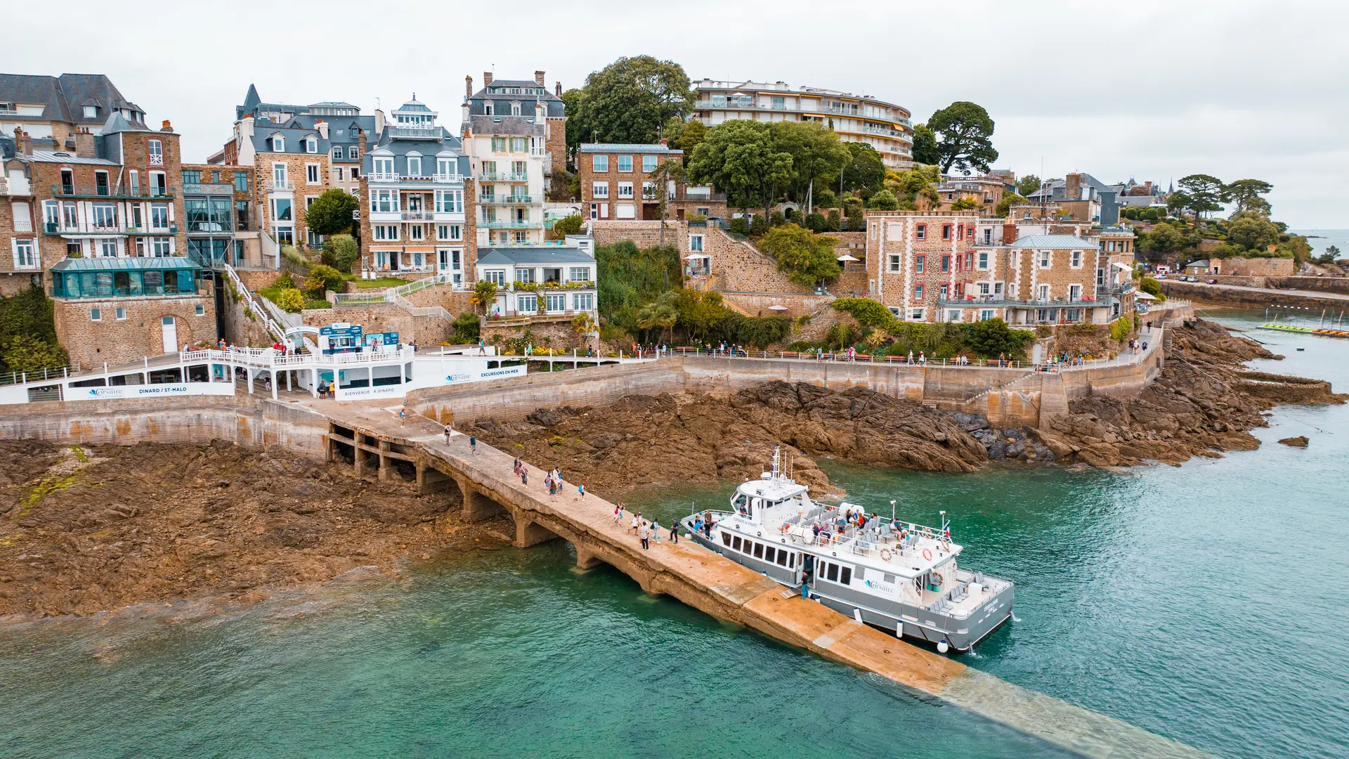 Compagnie Corsaire à la cale de Dinard