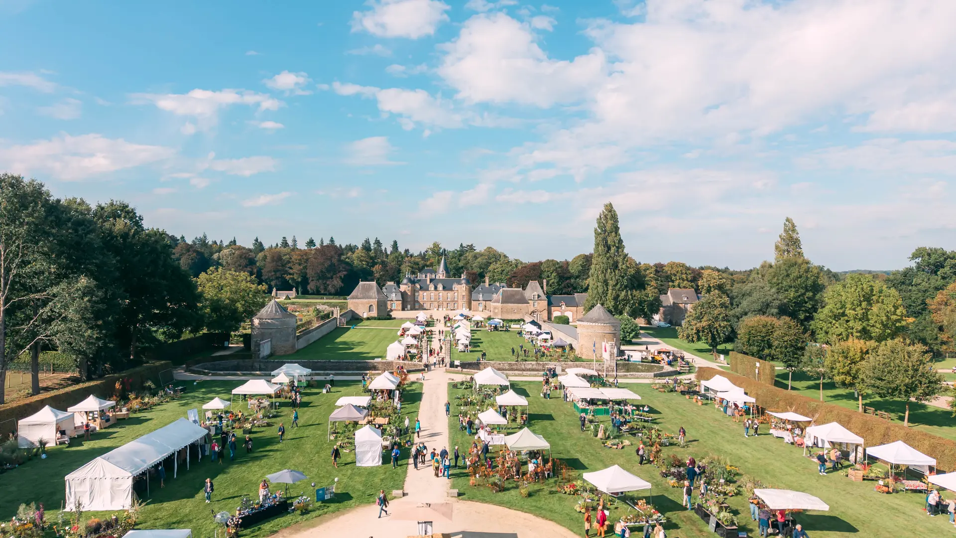 Château et Parc zoologique de la Bourbansais - Pleugueneuc