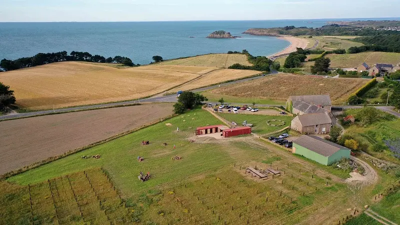 Restaurant-La Ferme Breizh Café-Saint-Coulomb