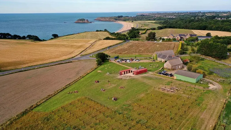 Restaurant-La Ferme Breizh Café-Saint-Coulomb