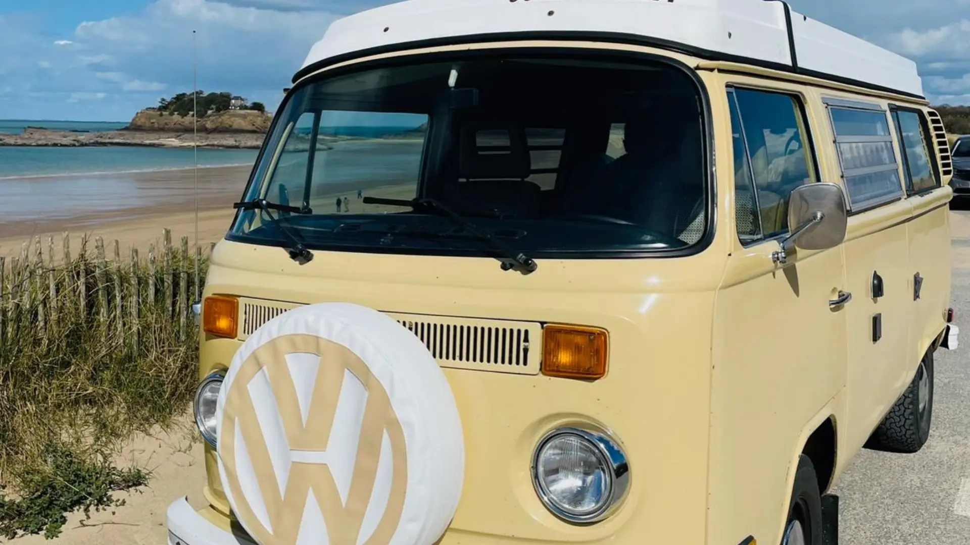 Vintage Camper St Malo