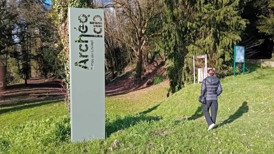 Entrée des Buttes du Châtel