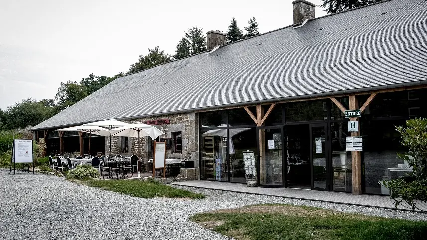 Entrée du retsaurant et boutique du Parc