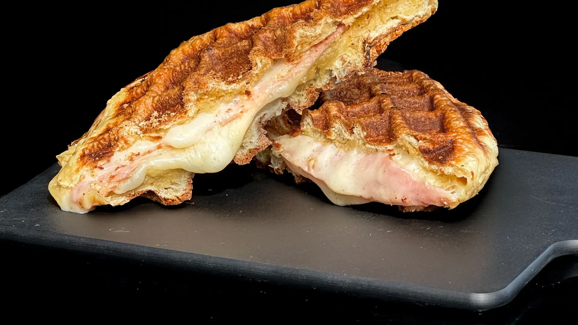 Gaufre salée Moustache