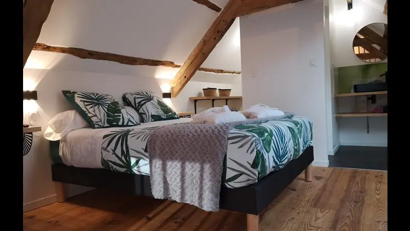 A la mémoire de Merlin - Gite Le miroir aux fées