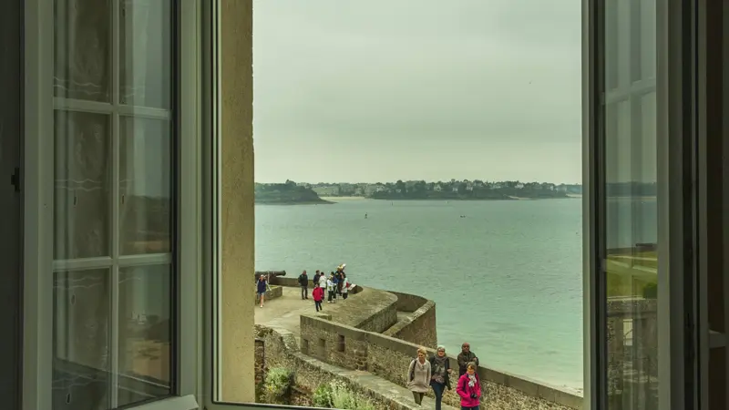 La porte Saint-Pierre - hôtel - Saint-Malo