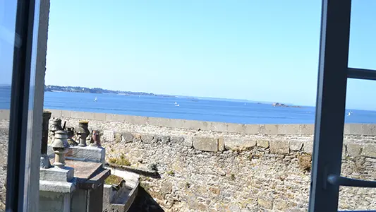 Hôtel - Porte Saint-Pierre - Saint-Malo