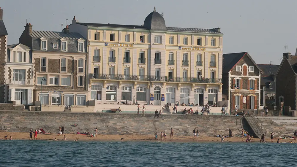 Kyriad Saint-Malo Plage