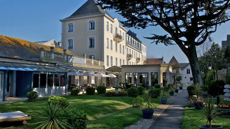 Hôtel-restaurant Grand hôtel de Courtoisville