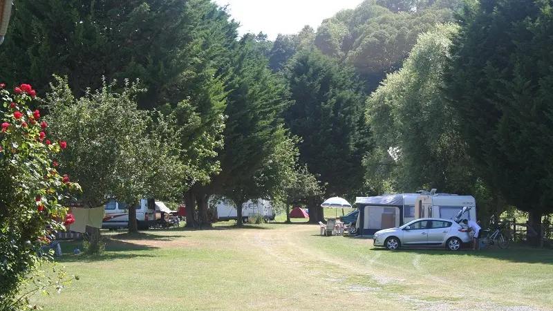 Camping-La Roche-Mont-Dol