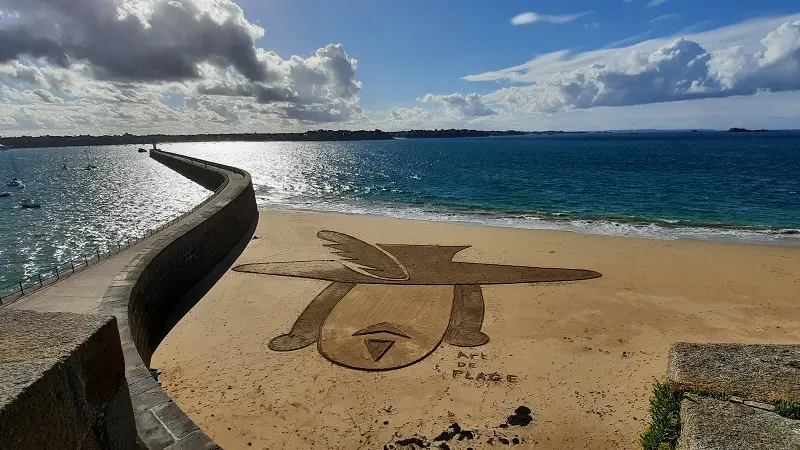 Location de vacances L'Intra-Muros - Jo Malmouche - Saint-Malo Tourisme