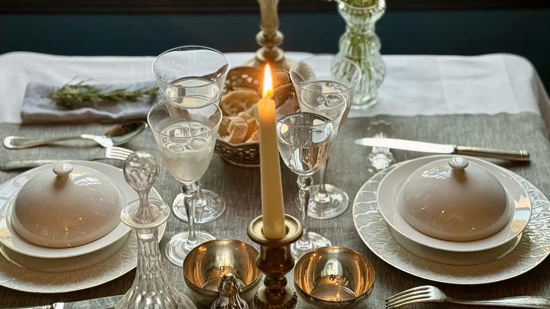 Chambres d'hôtes - Manoir du Val Riant - Saint-Malo - La table d'hôtes