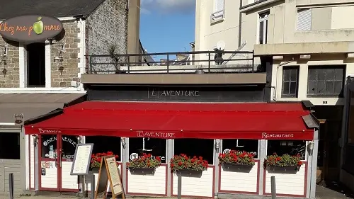 L'AVENTURE BROCHURE