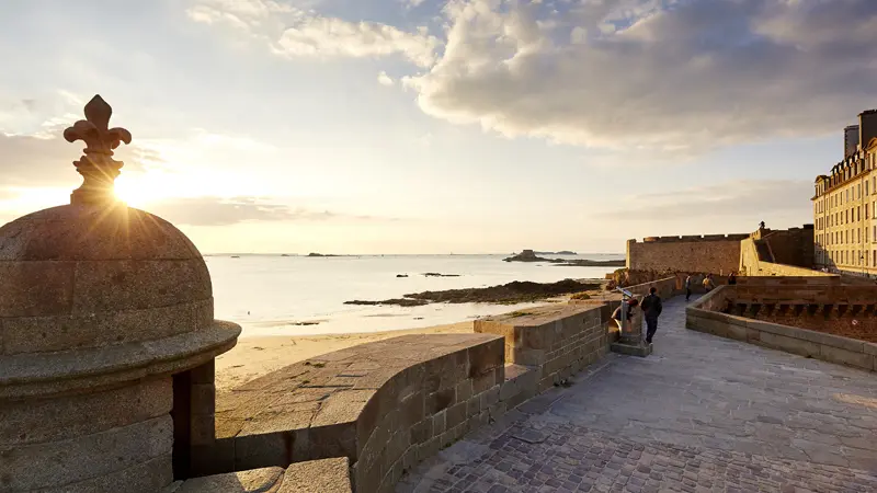 Les Remparts - Saint-Malo ©aLamoureux