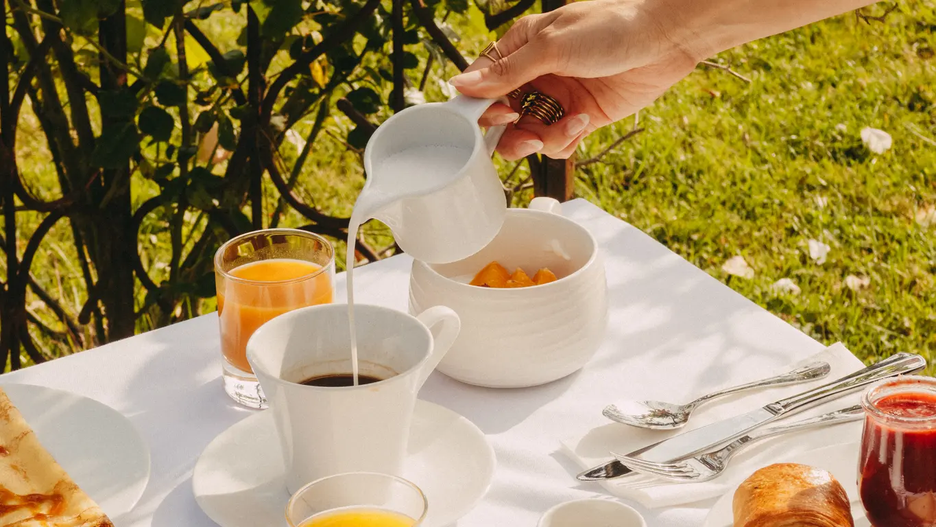 Petit déjeuner Hôtel de l'Abbaye - Le Tronchet