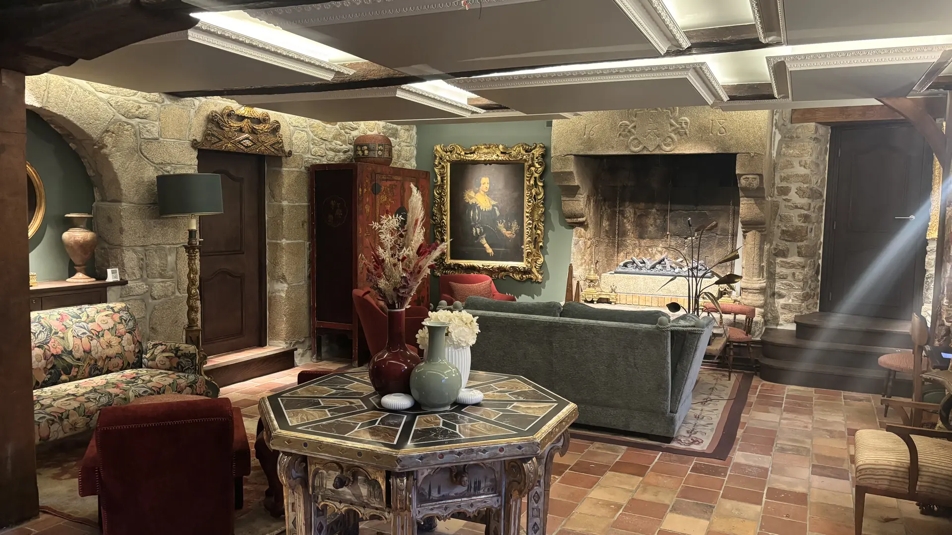 Hôtel le Manoir des Douets Fleuris - Lobby