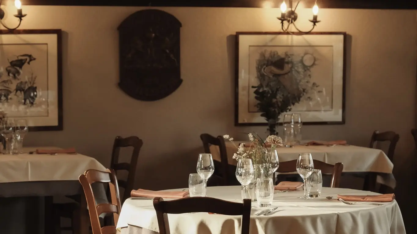 Restaurant Les Forges de Paimpont_salle © Ludivine Le Cornec