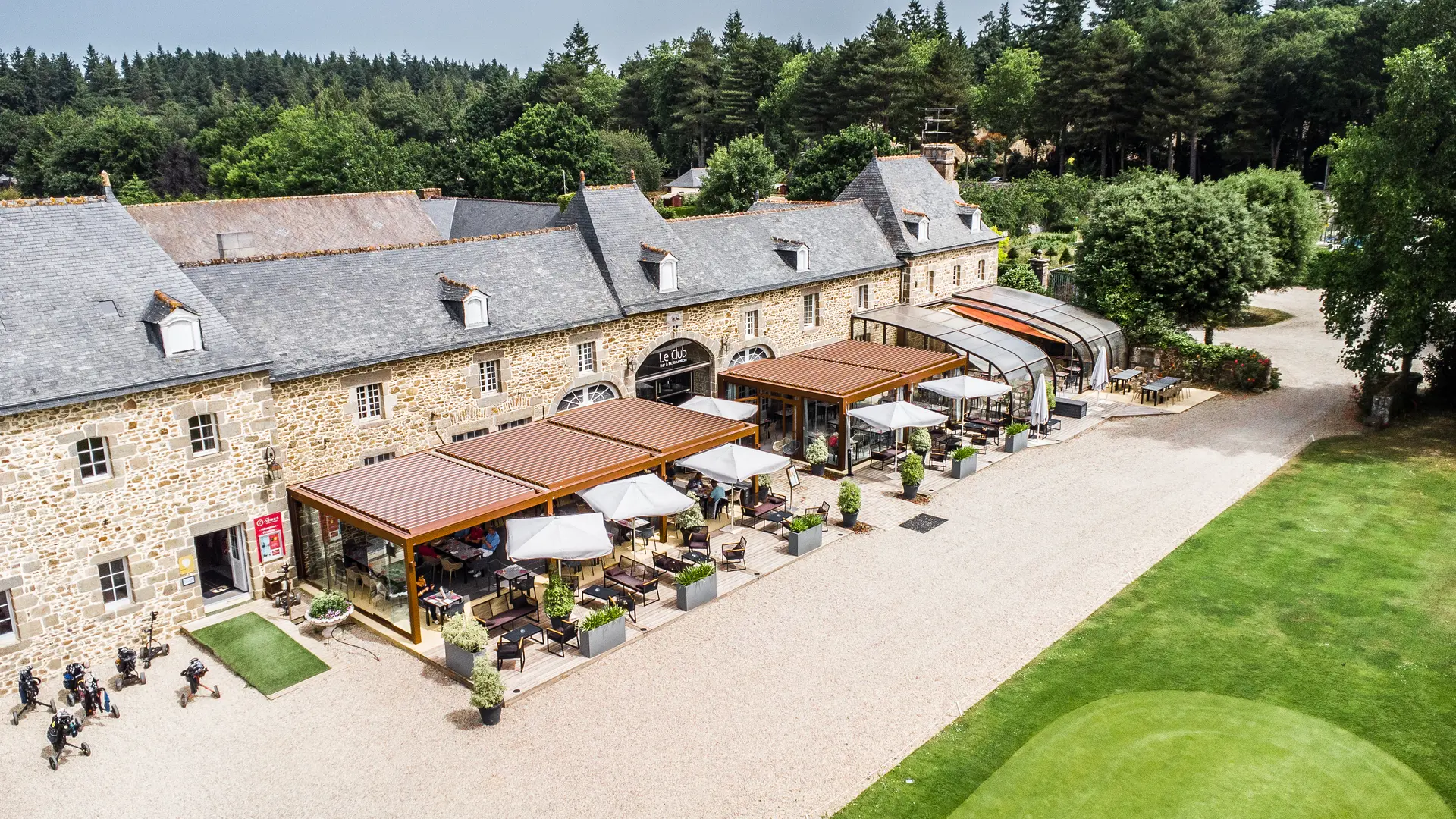 Restaurant et Bouillon Le Club Epiniac