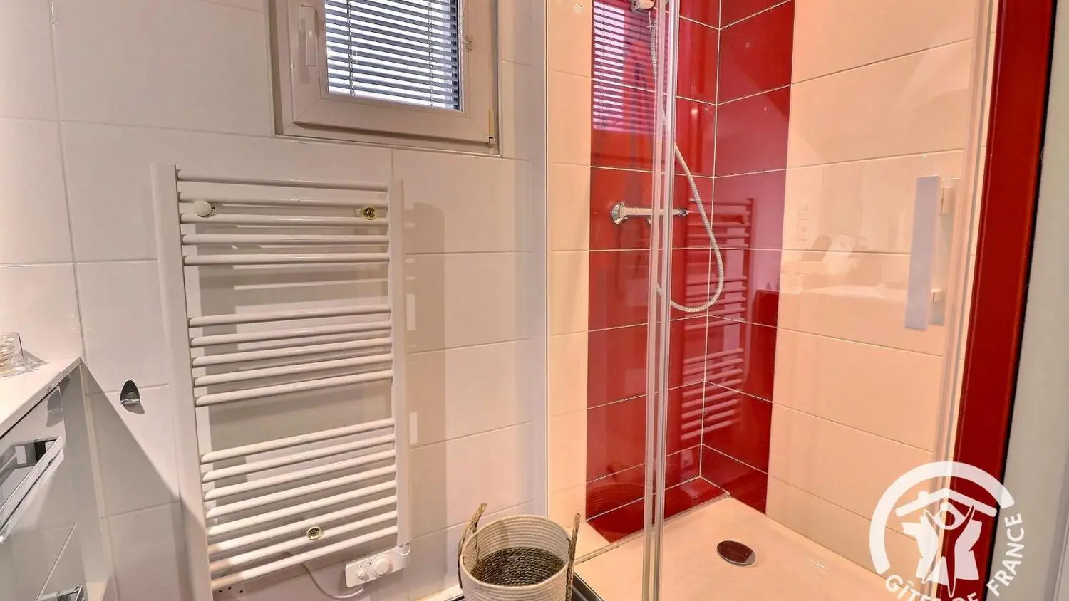 Location - la Petite Motte -St Jouan - SALLE DE BAIN