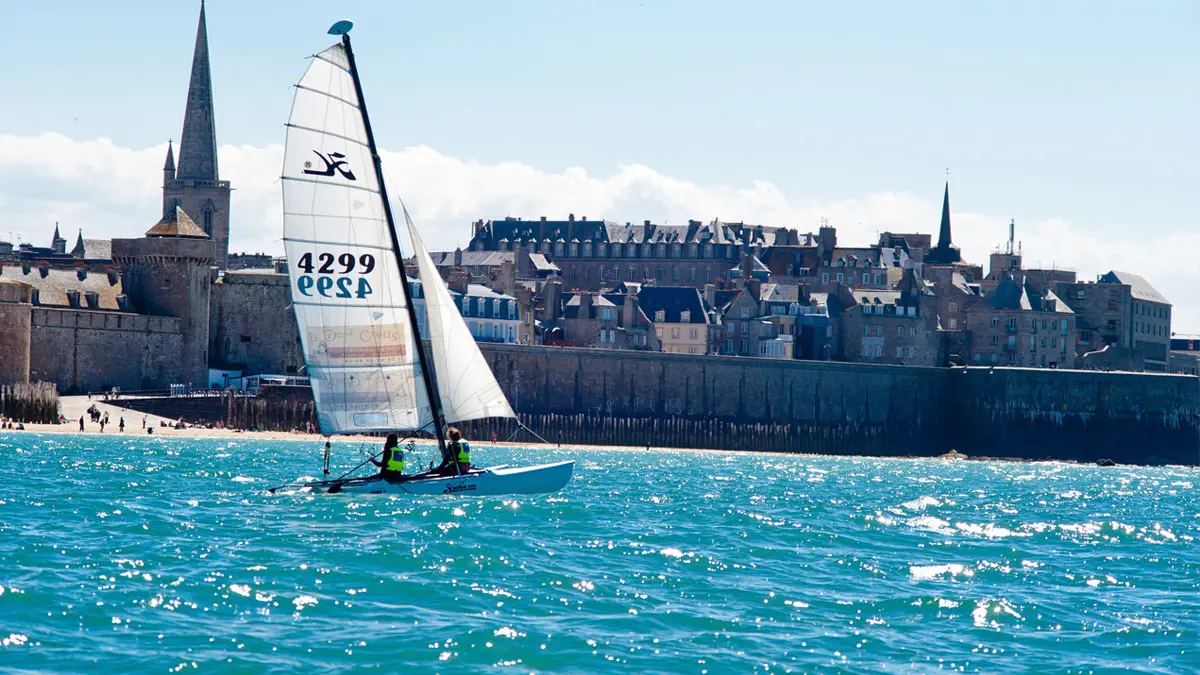 Surf school - école de voile - Saint-Malo