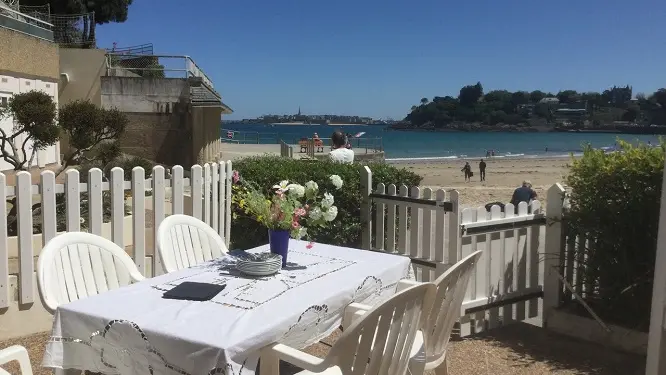 Thomas-Crystal - balcon-vue mer