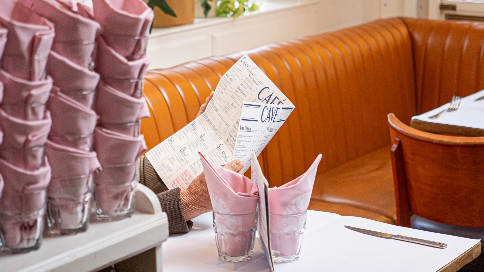 Table 2 - La licorne