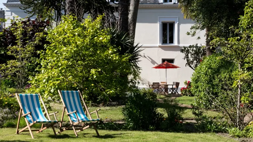 Chambres d'hôtes - Villa St Raphaël - St Malo - Coté jardin