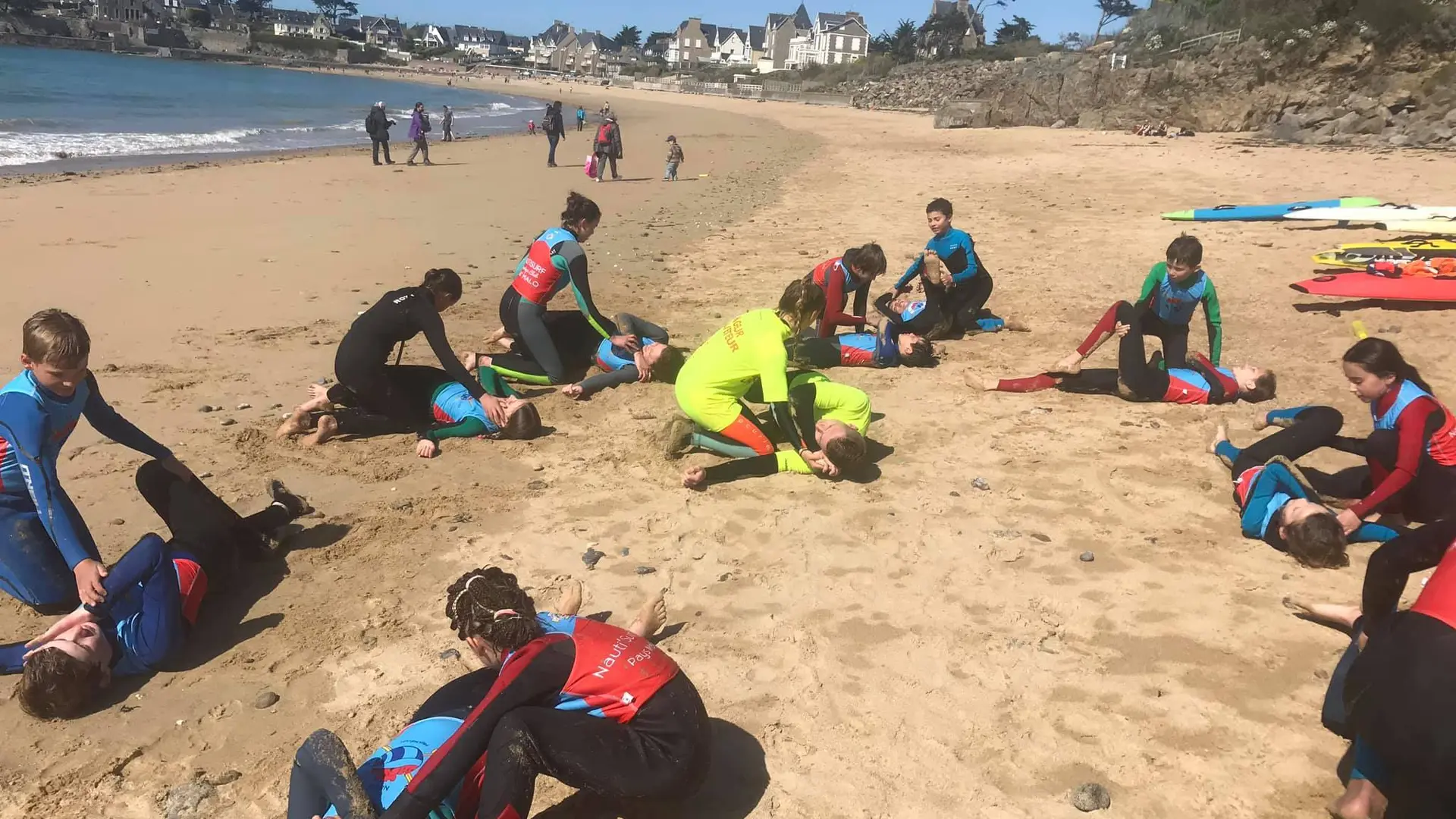 Nautisurf - école de sauvetage -Saint-Malo