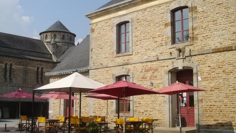 facade restau auberge des lys