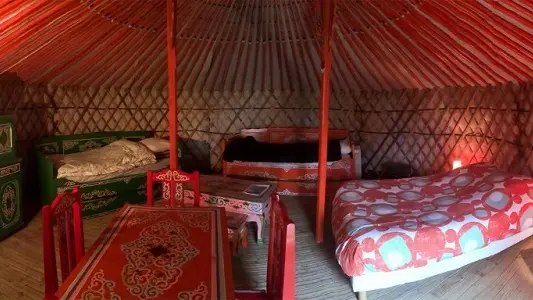 Hébergemet insolite - Yourte du village insolite - St Benoît