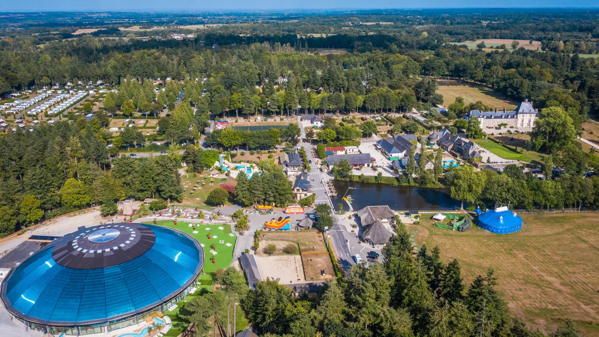 les_ormes_vue_dome_chateau