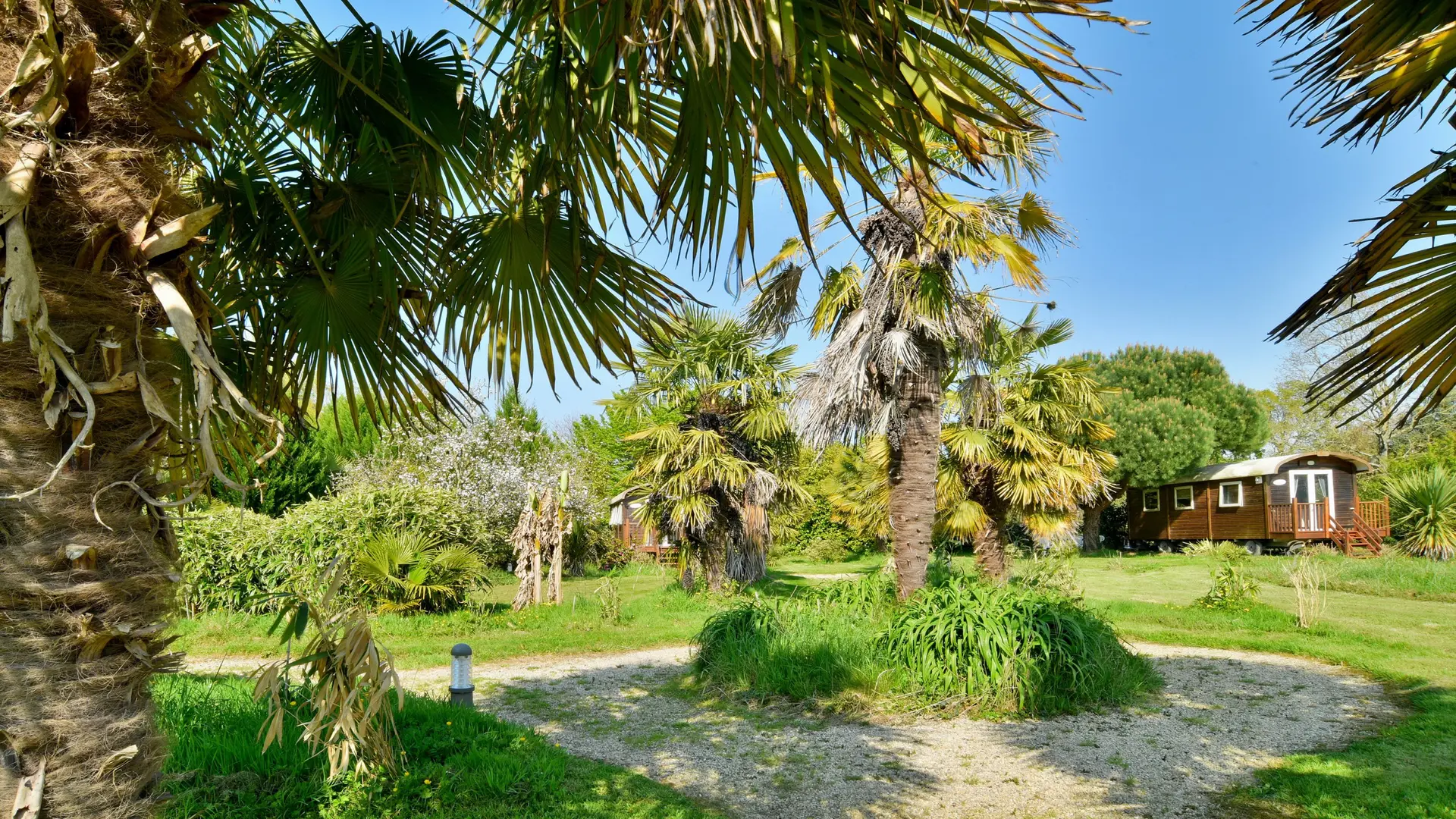 Roulotte - Cottages de Launay Blot - Baguer Morvan