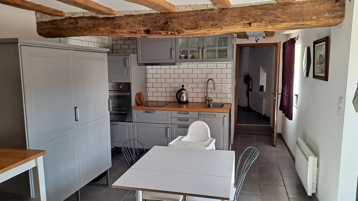 ACVL-CHAVEIGNE- GÎTE ANGULUS RIDET- David Charbonnier-07.2035-7-Cuisine ouverte