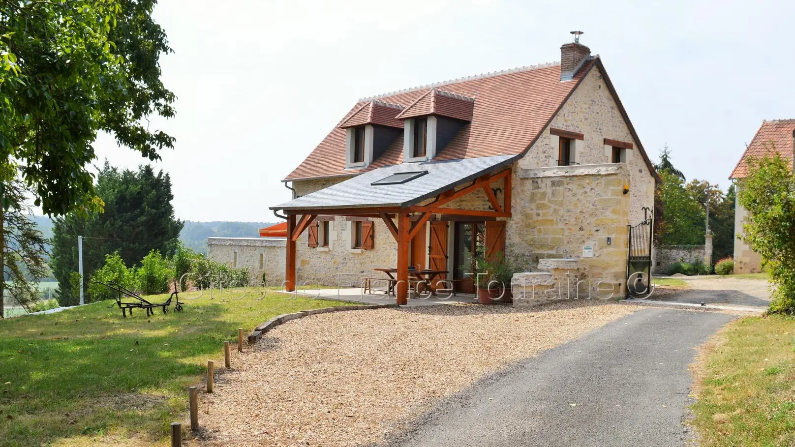 La Vallée : Les Noyers_2