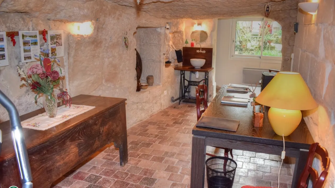 Semi troglodytique Le Côteau Boisé_5