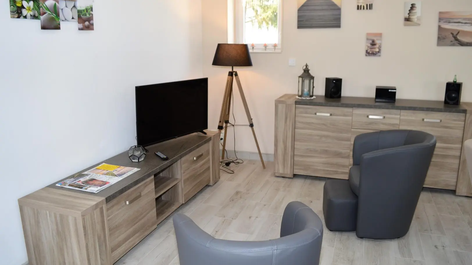 A l'Ombre du Tilleul_9