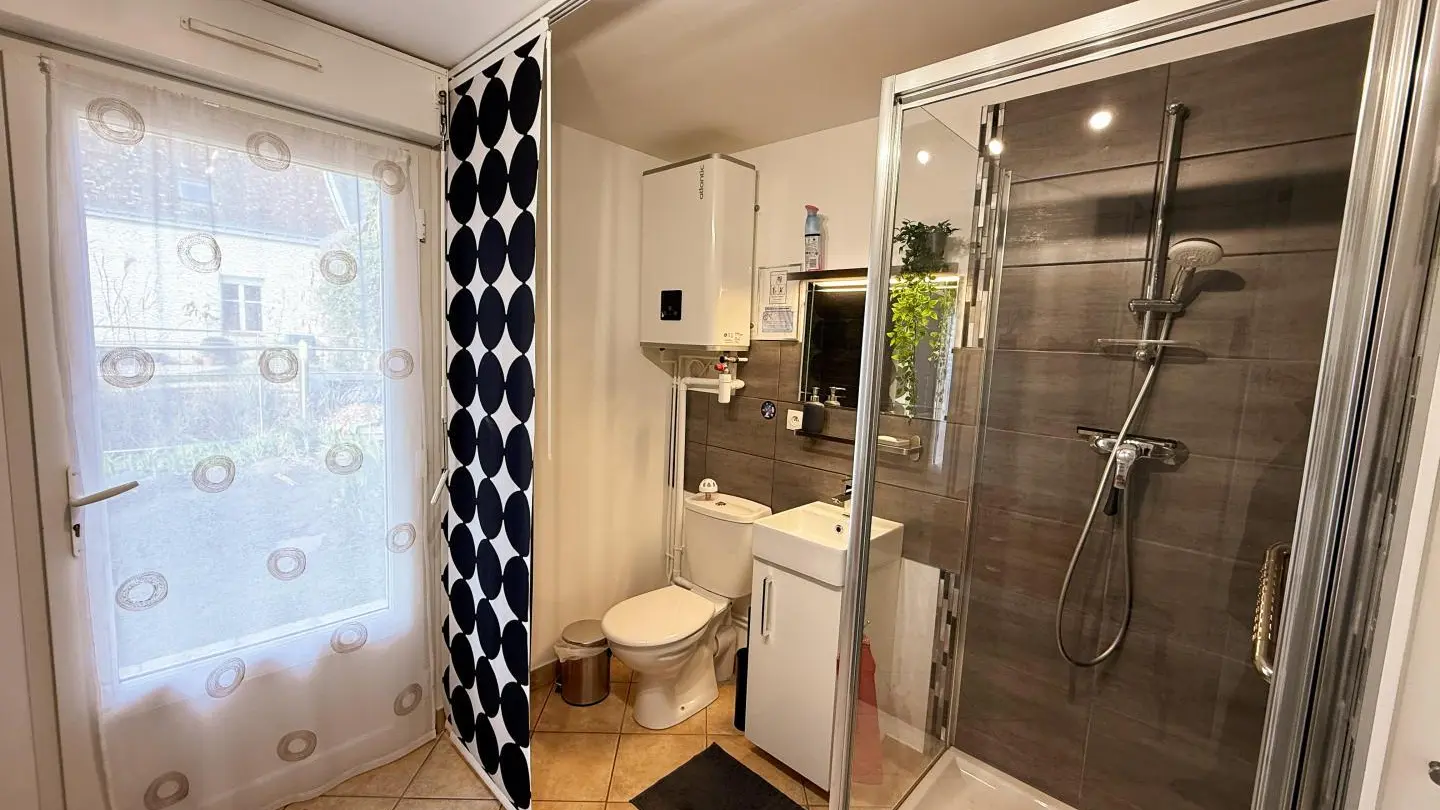 Chambre de charme & jardin en ville_13