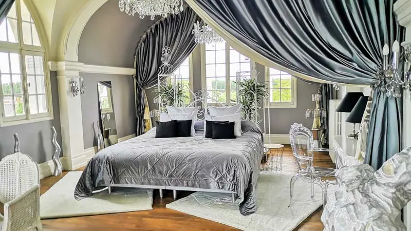 Villa Alecya - Chambre d'hôtes - Sainte-Catherine-de-Fierbois