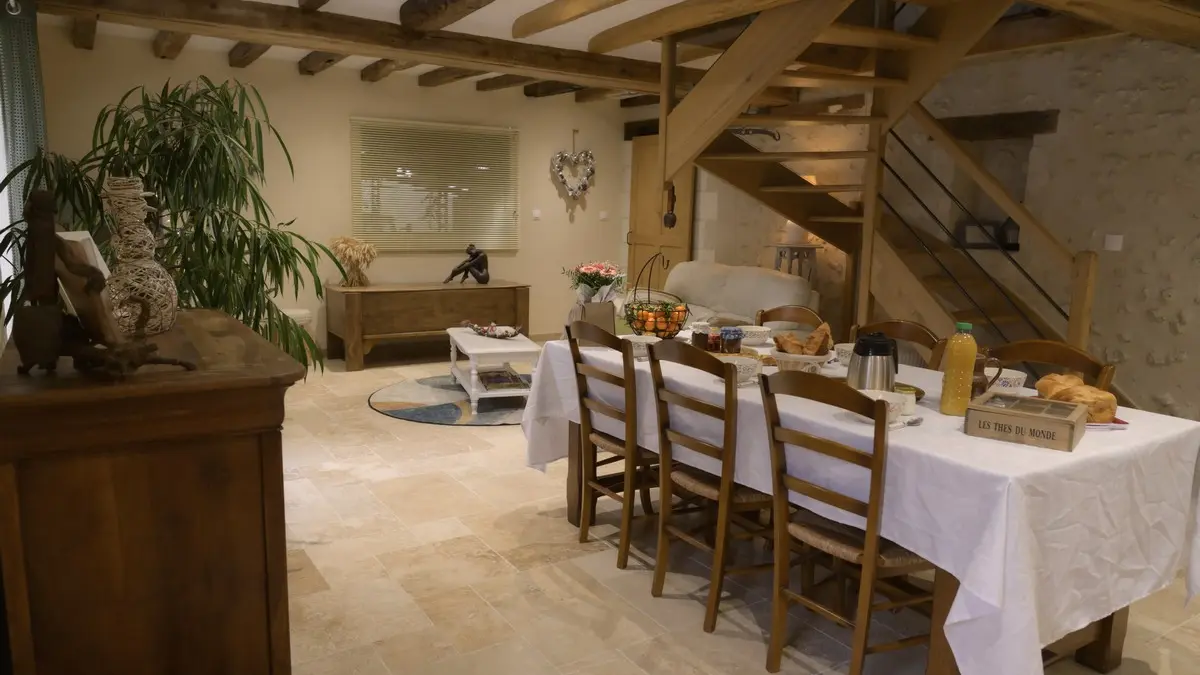 ACVL - Artannes sur Indre-Gîte les sens (1)