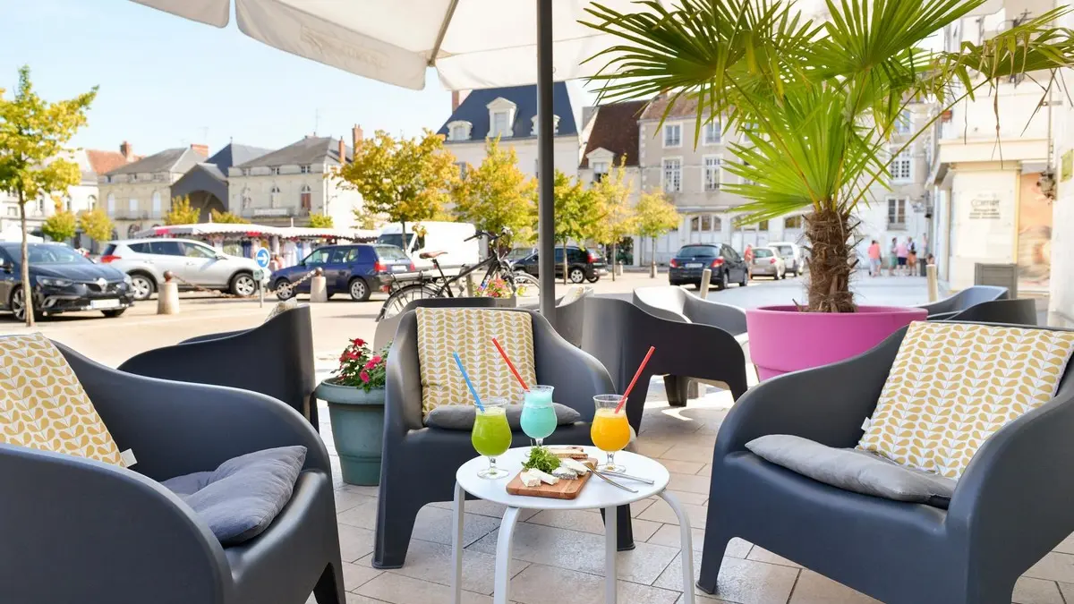 ACVL-Richelieu-Le-puit-doree-Hotel-restaurant--3-