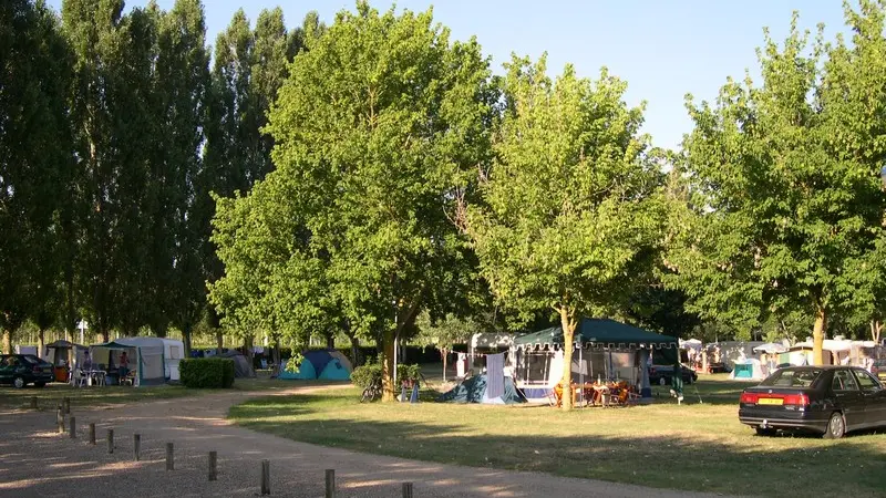 Camping municipal Les bords de Creuse - Yzeures-sur-Creuse