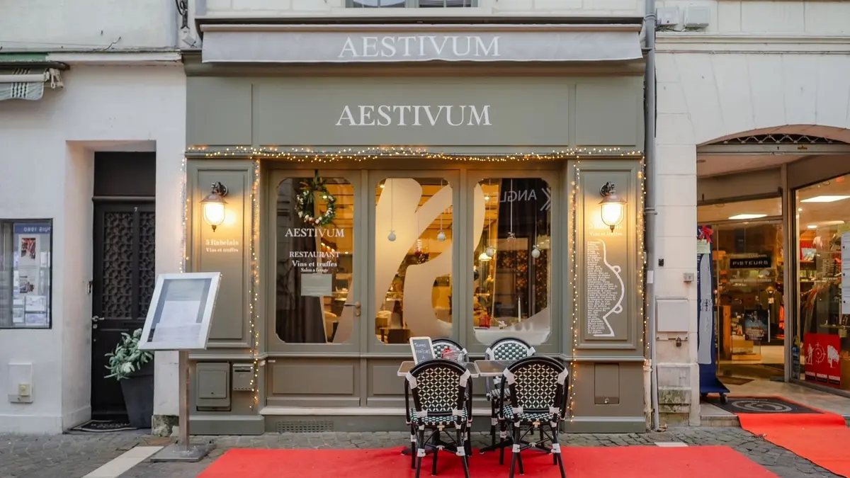 Aestivum - Restaurant à Chinon