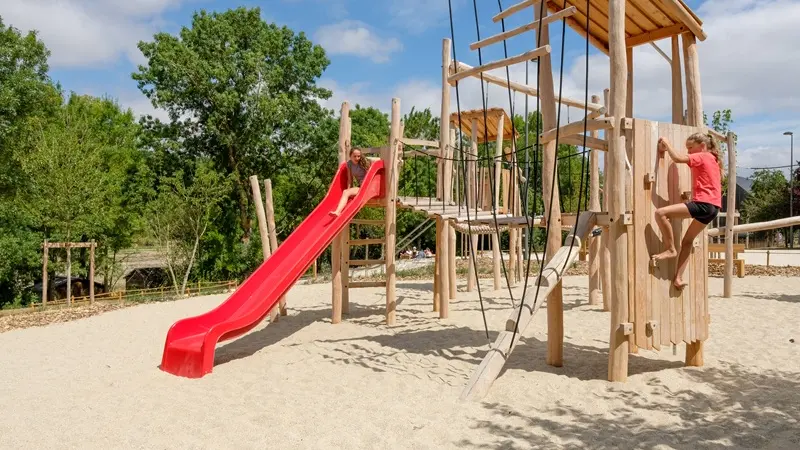 Aire_de_jeux_chemillé_M. Desfontaine_OT Loches (4)