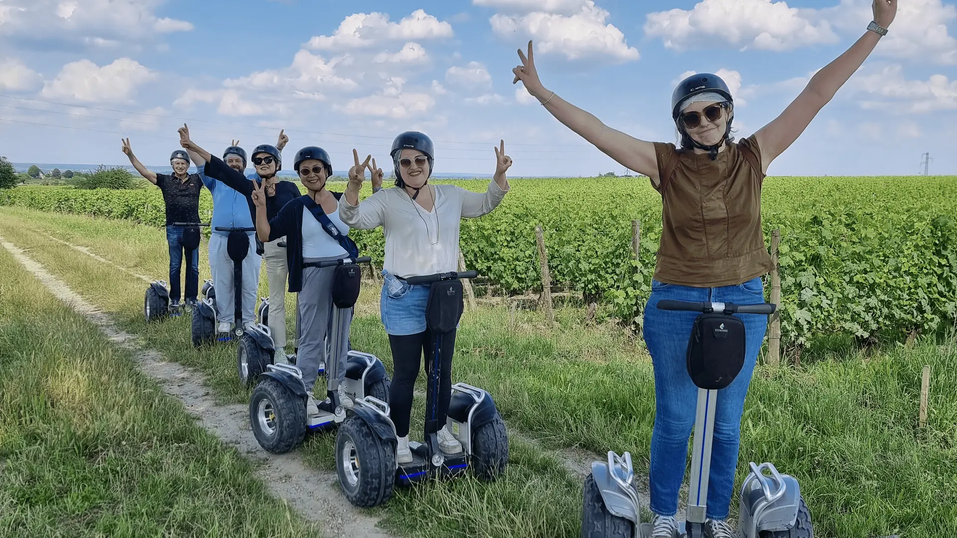 Balade-gyropodes-électriques-vignes