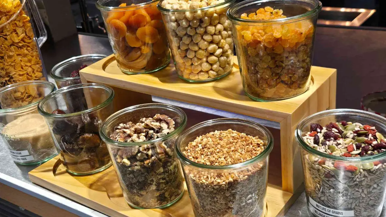 Buffet petit-déjeuner