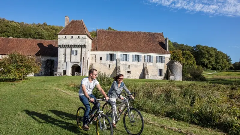 chateau-monastère-corroirie-loches-valdedeloire