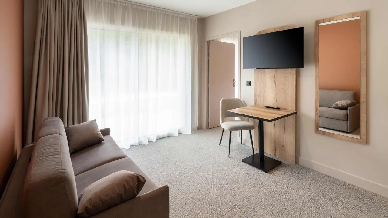 Chambre PMR Sure Hotel by Best Western Tours Sud