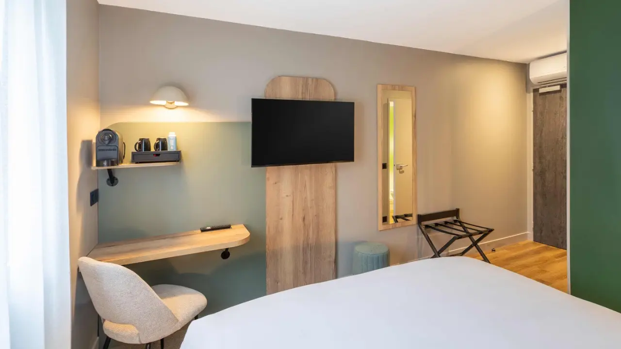 Équipement chambre Sure Hotel by Best Western Tours Sud