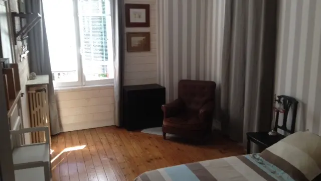 Chambre - Gîte de la maison du lac, à Saint-Avertin.