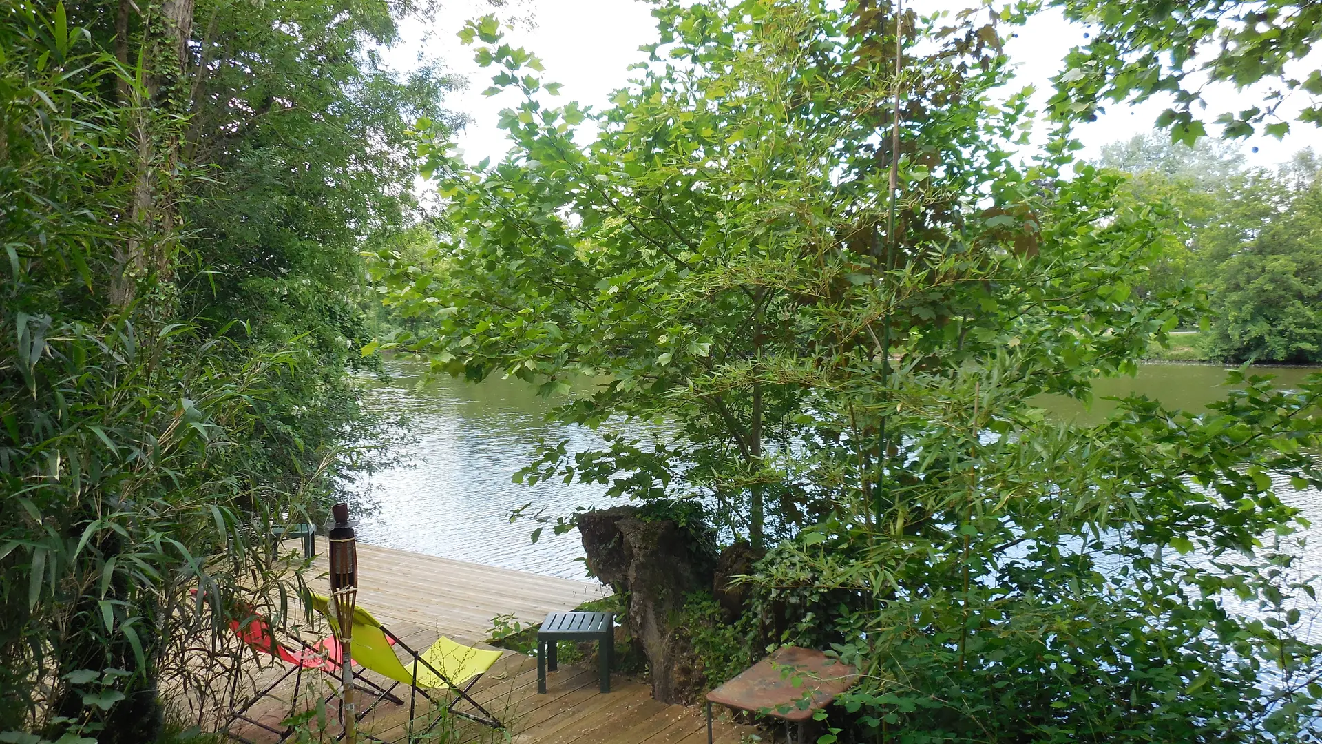 Terrasse - Gîte de la maison du lac, à Saint-Avertin.